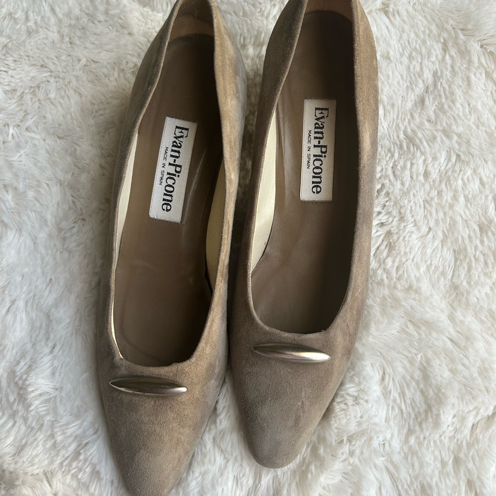 Eva pic one kitty heels 9.5